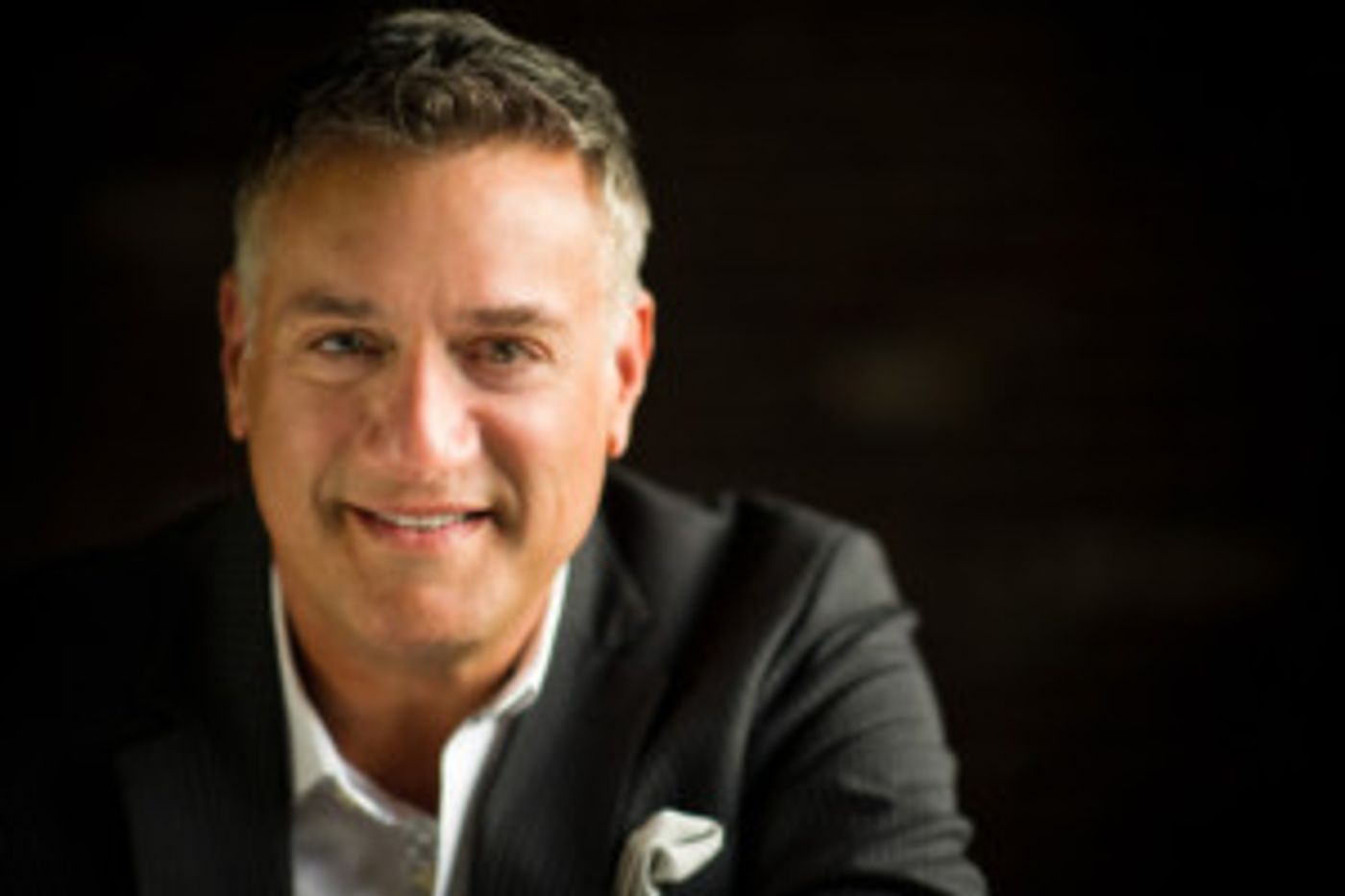 Eddie Bruce Comes to Dino's Backstage And The Celebrity Room  Image