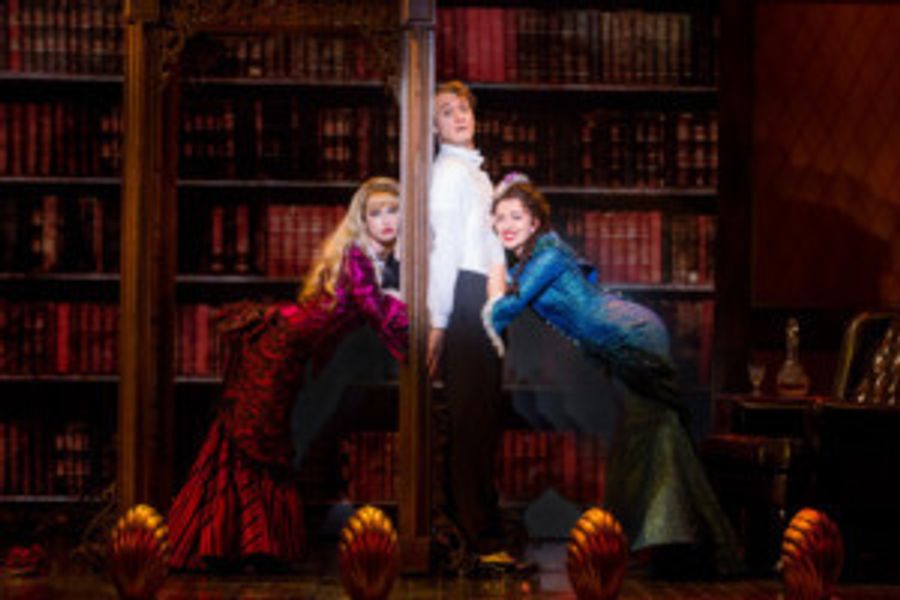 Thrasher-Horne Center Welcomes A GENTLEMAN'S GUIDE TO LOVE & MURDER Image