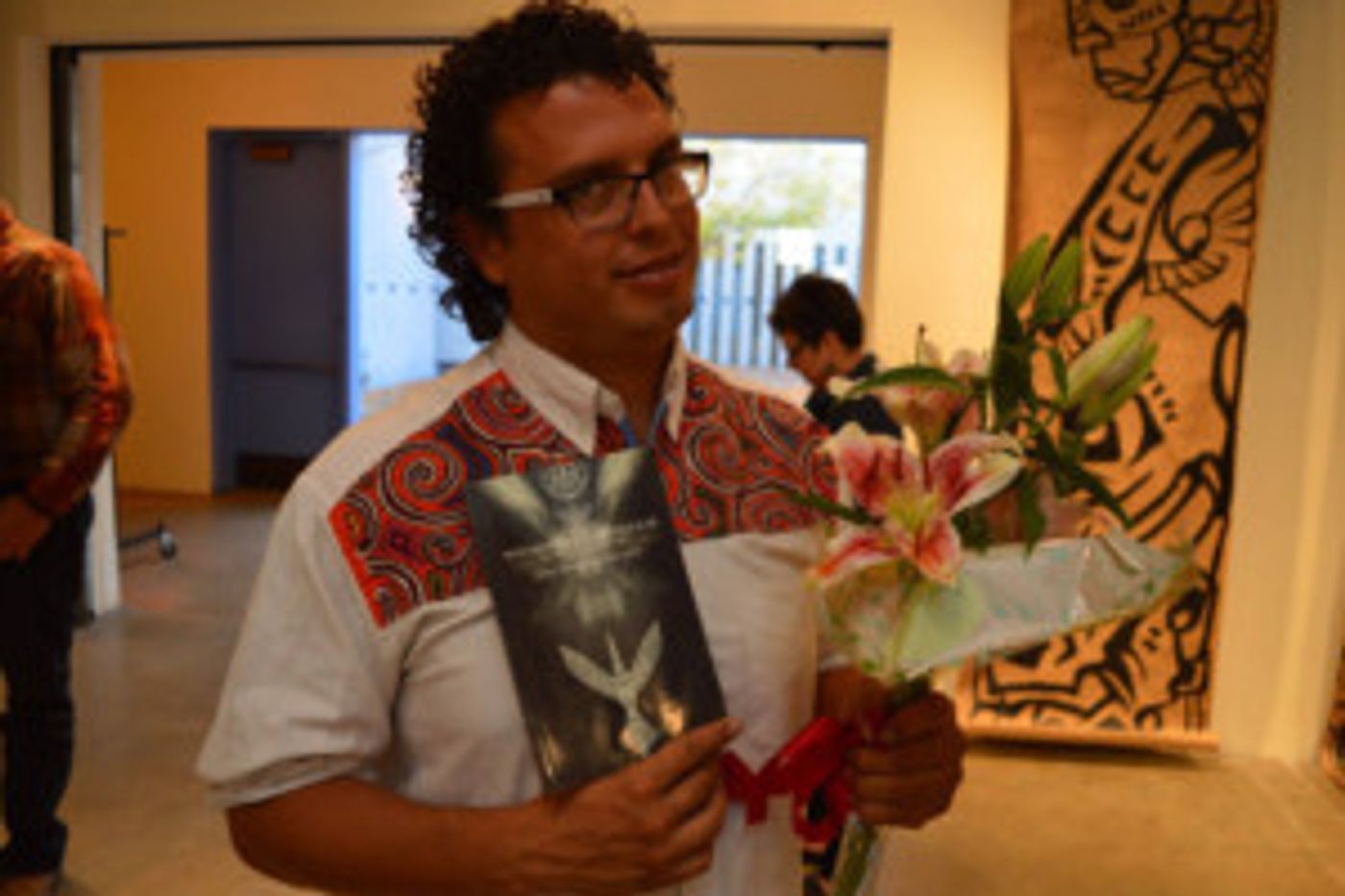 Anti-Literary/Literary Poetry Reading & Book Launch to Take Place at Paraguas  Image