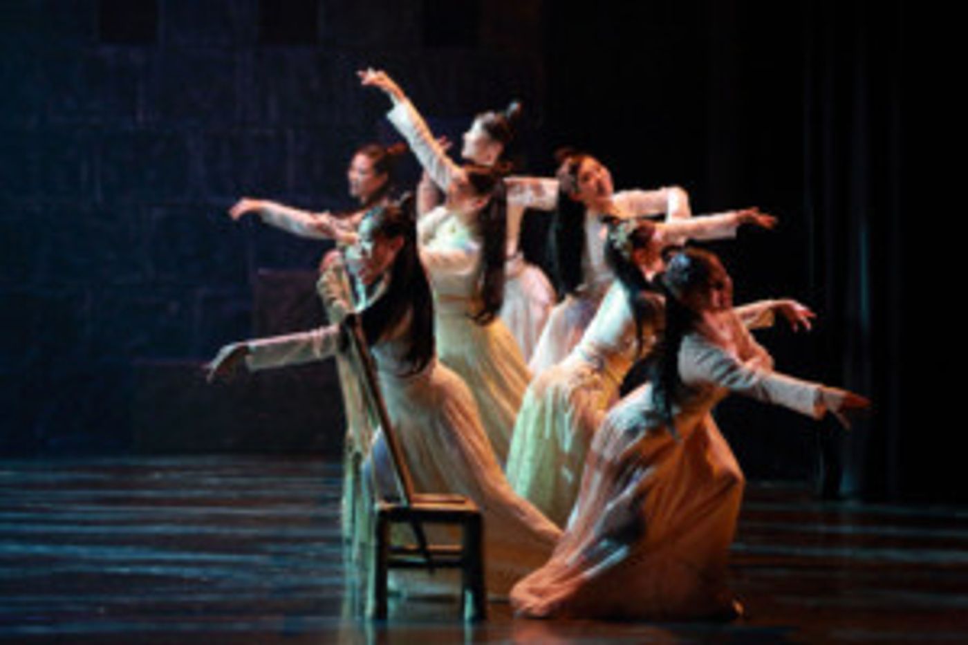 Hong Kong Dance Company Presents All About Mulan  Image