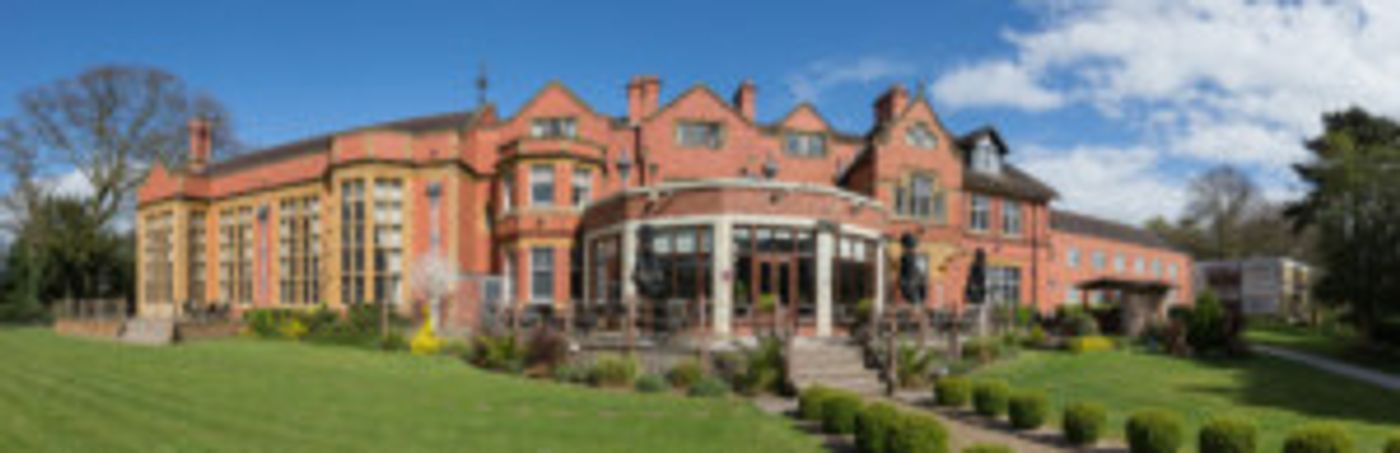 Mount Hotel Joins Grand Theatre Business Club  Image