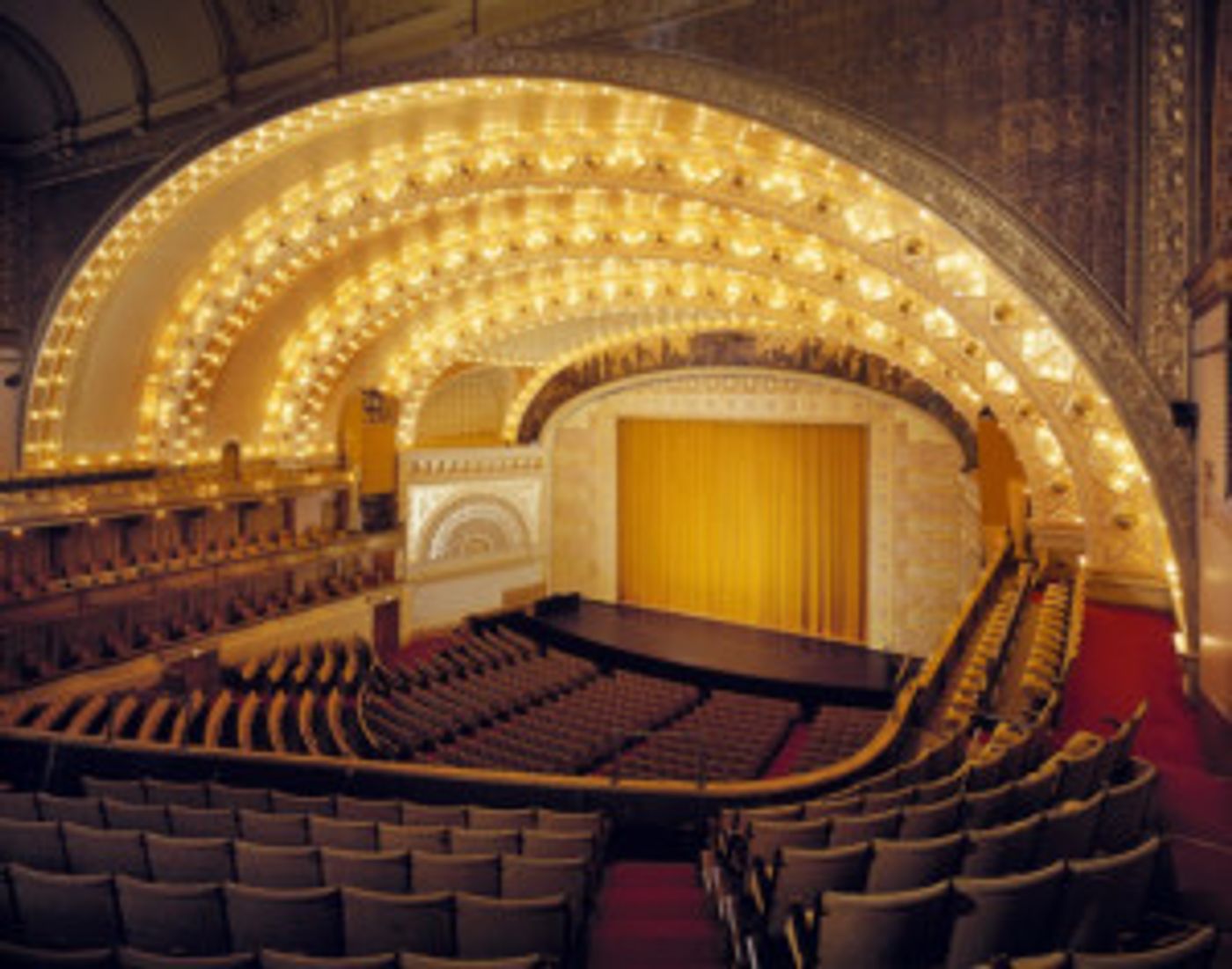 Auditorium Theatre Receives MacArthur Foundation Grant  Image