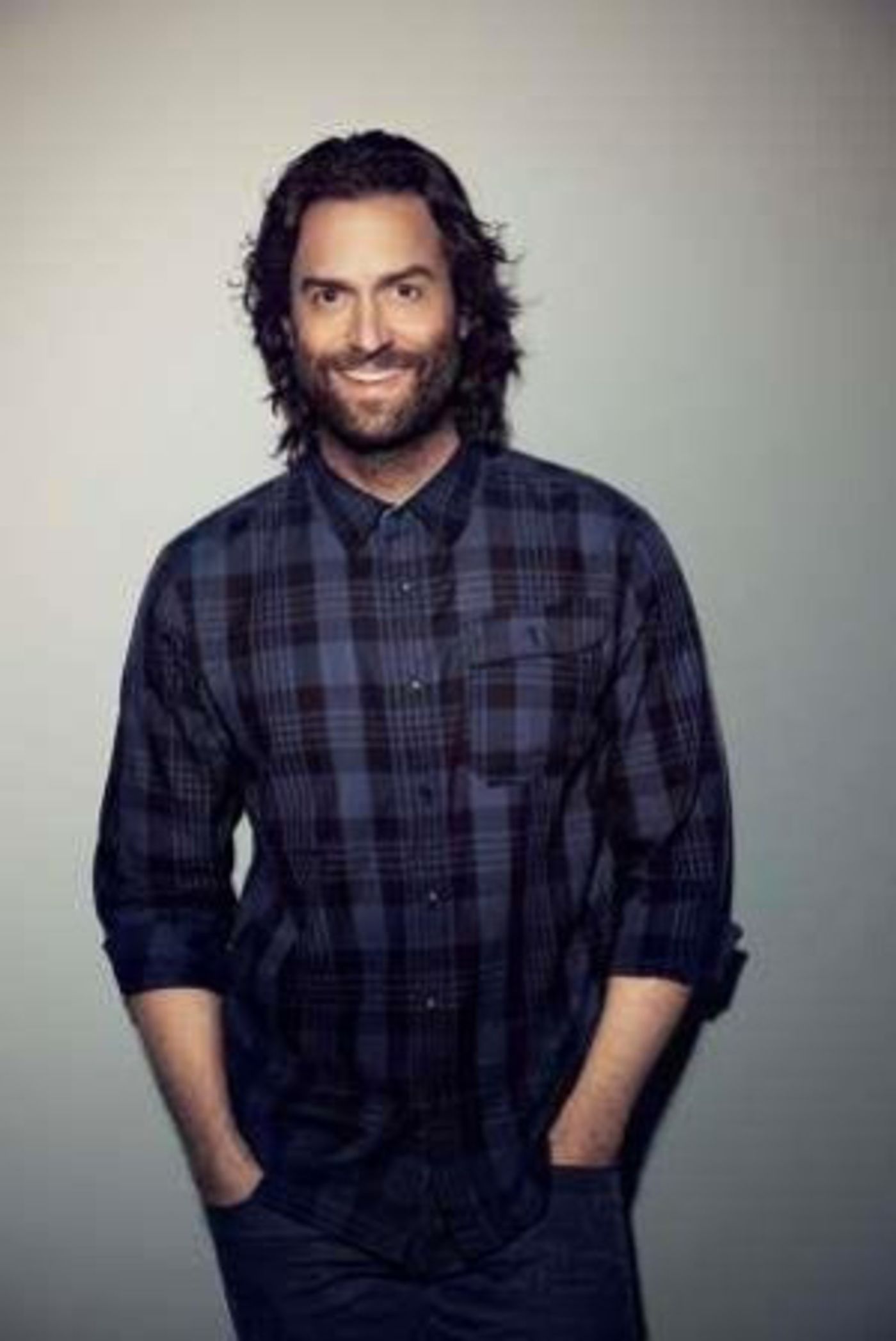 'Man On Fire' Star Chris D'Elia Will Heat Up The Aces Of Comedy Series This Summer  Image