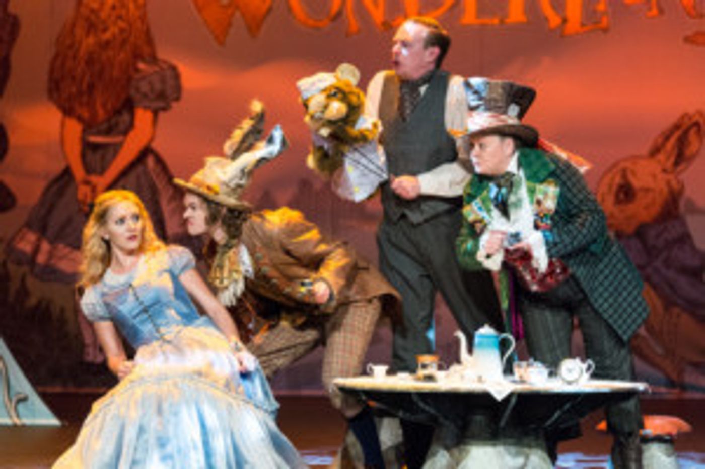 ALICE IN WONDERLAND Comes To The State Theatre In April  Image