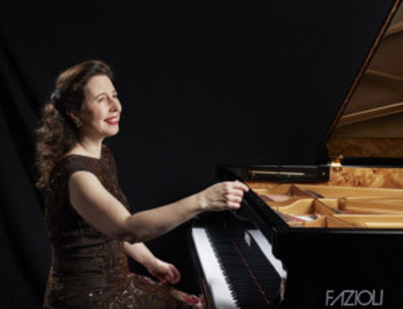 EMV Presents Star Pianist Angela Hewitt's 'Goldberg Variations' and 2018-19 Season Announcement  Image