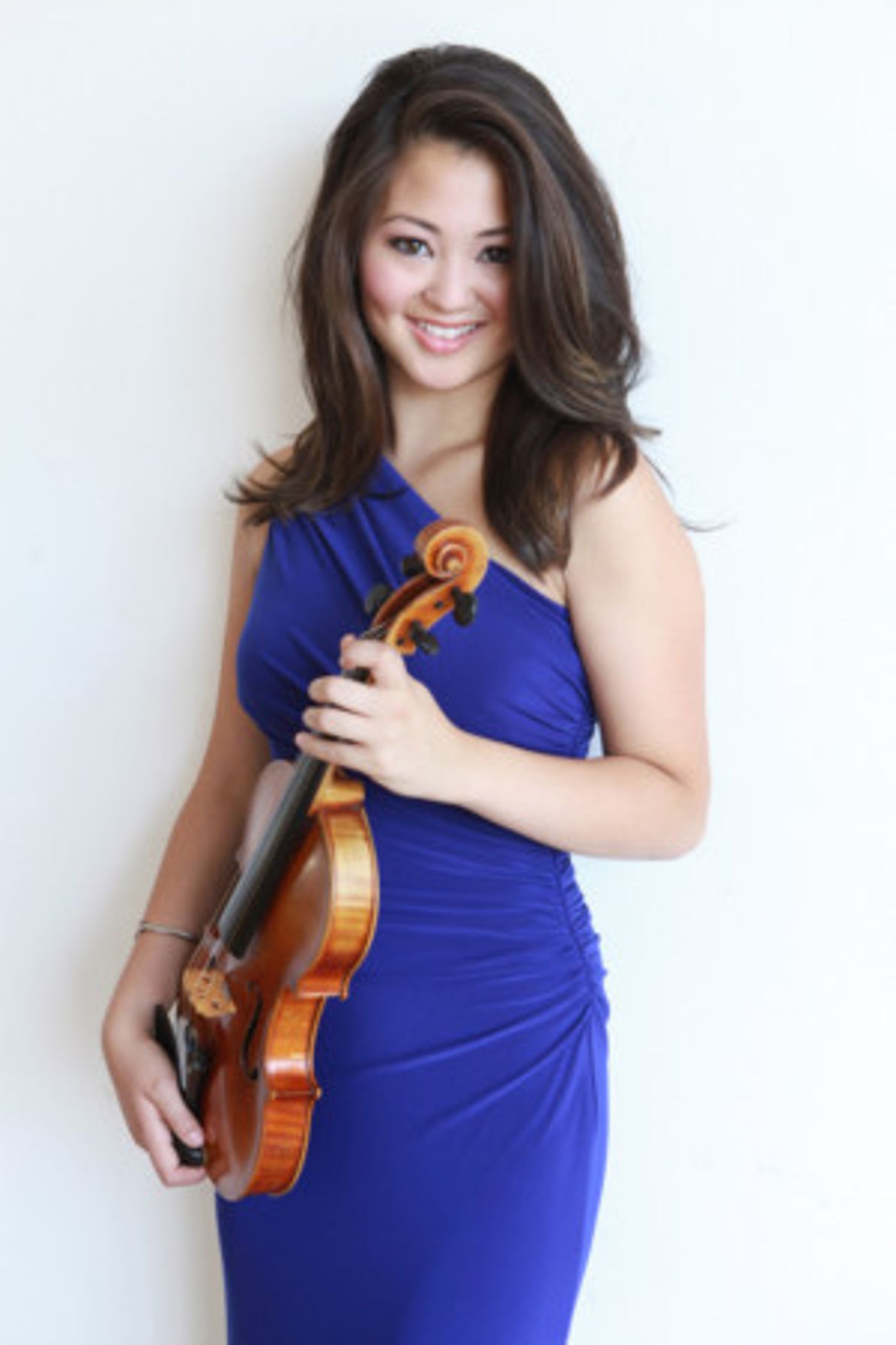 Simone Porter, Violin, Makes Her Broad Stage Solo Recital Debut, 3/10  Image