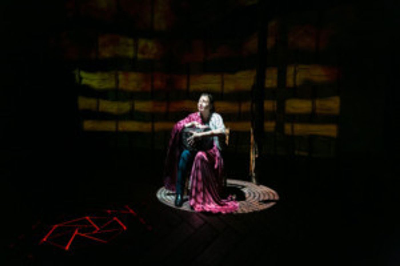 AND SO WE WALKED: AN ARTIST'S JOURNEY ALONG THE TRAIL OF TEARS Begins Previews 3/31  Image