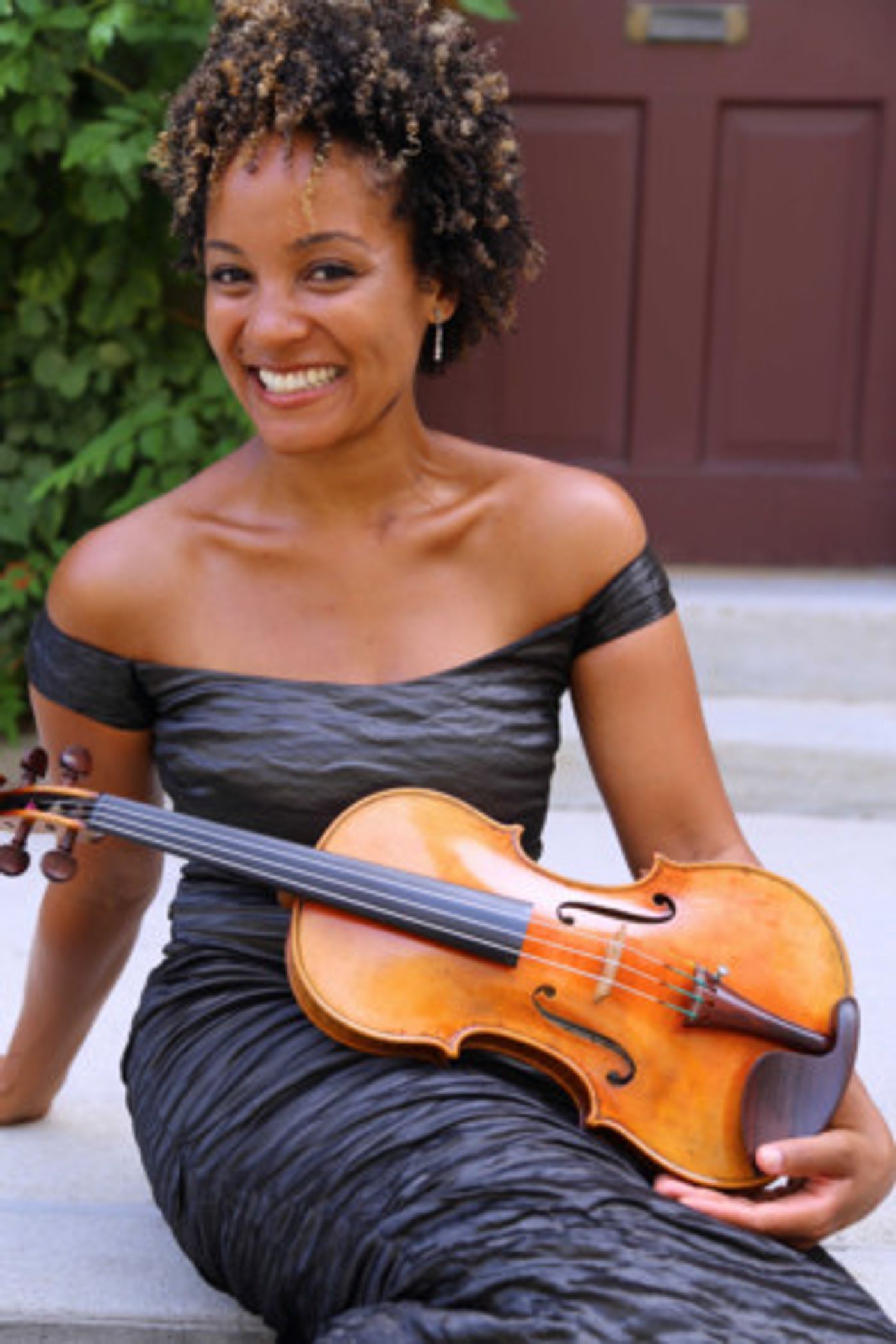 National Philharmonic Welcomes Grammy Winning Violinist Melissa White This Month  Image