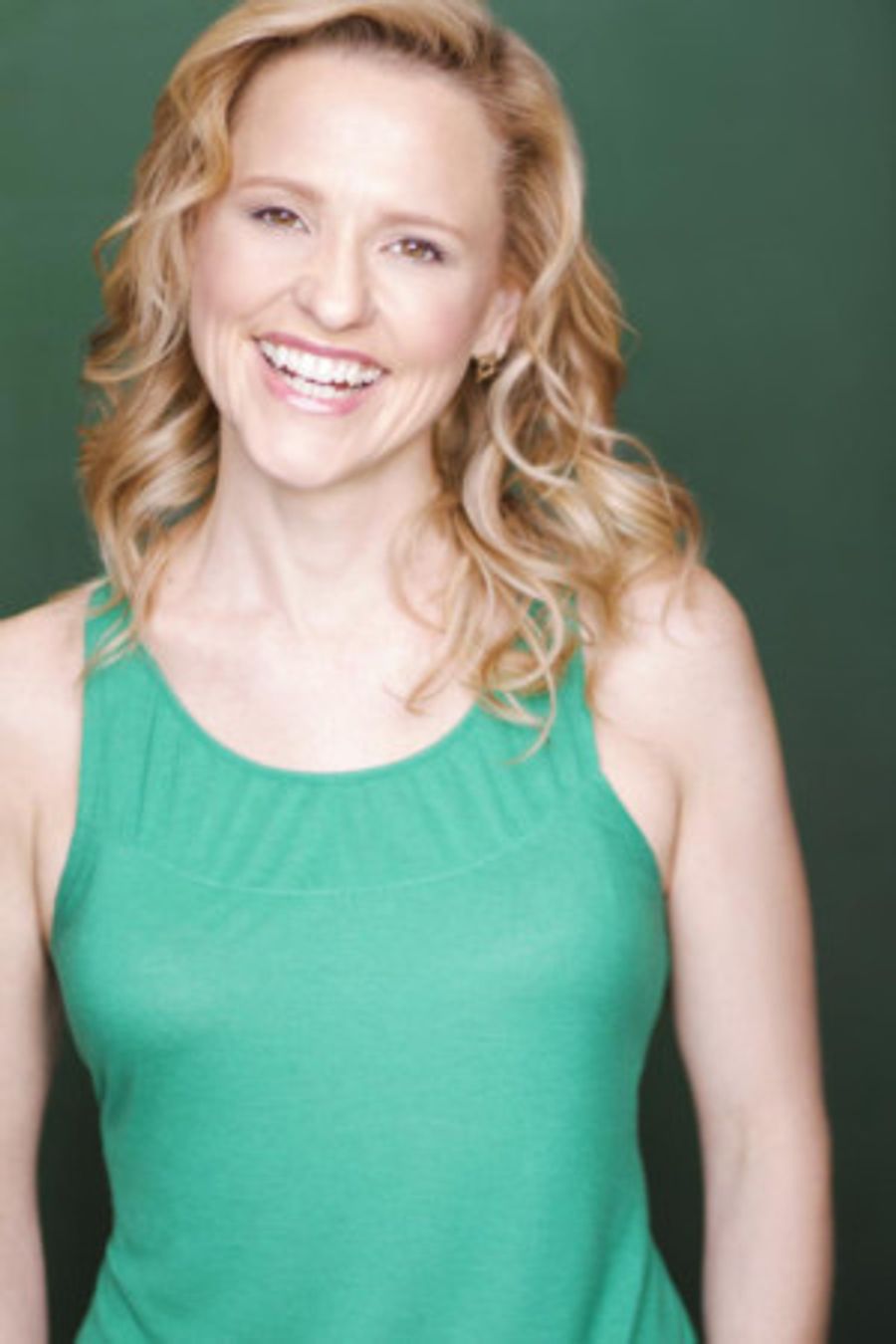 New York City Children's Theater Welcomes Broadway Star Anika Larsen To 2018 Gala Image
