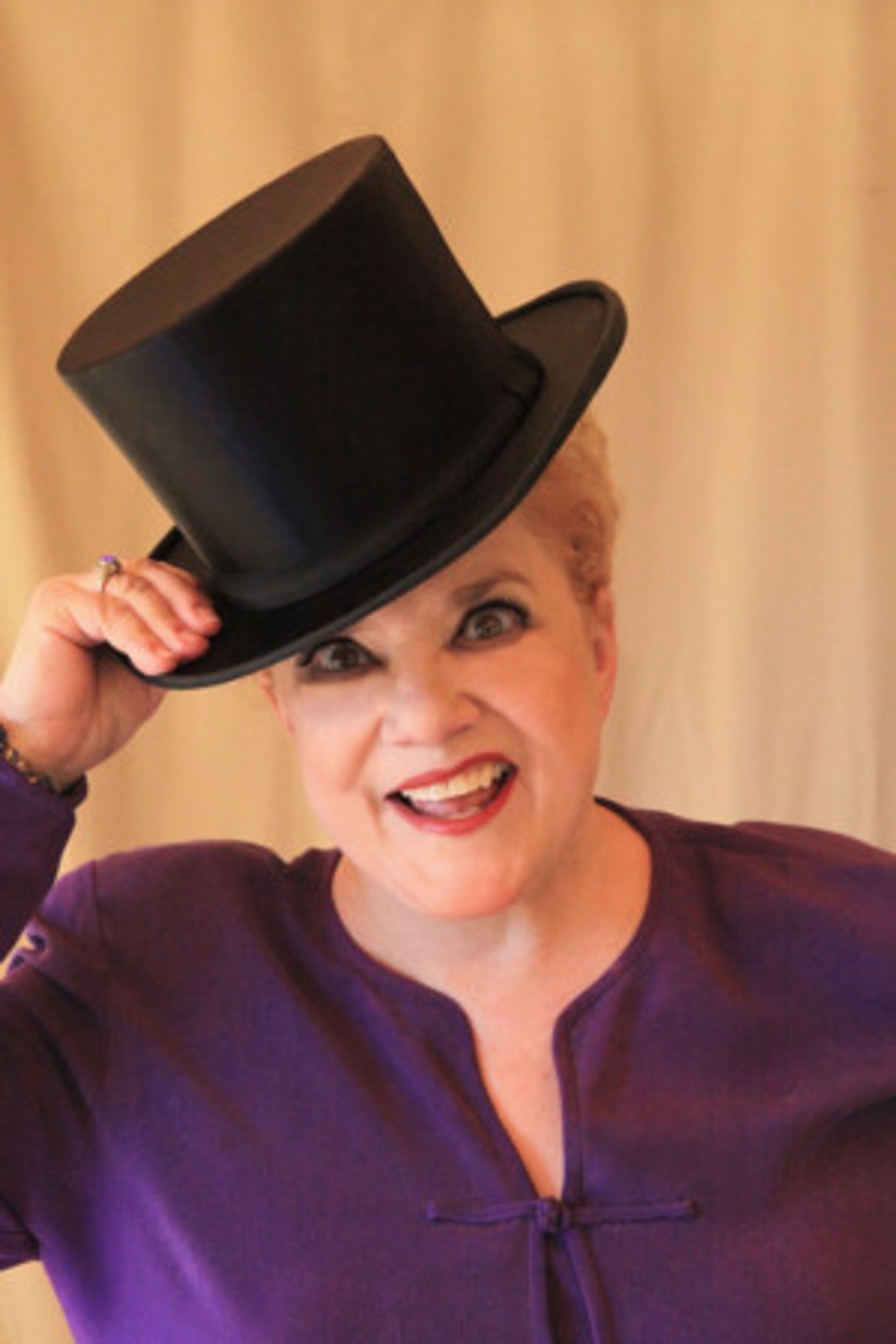 The RRazz Room New Hope Opens It's Spring 2018 Cabaret Season With Sharon McKnight  Image