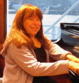 Music Of Peri Mauer Comes to the National Opera Center  Image