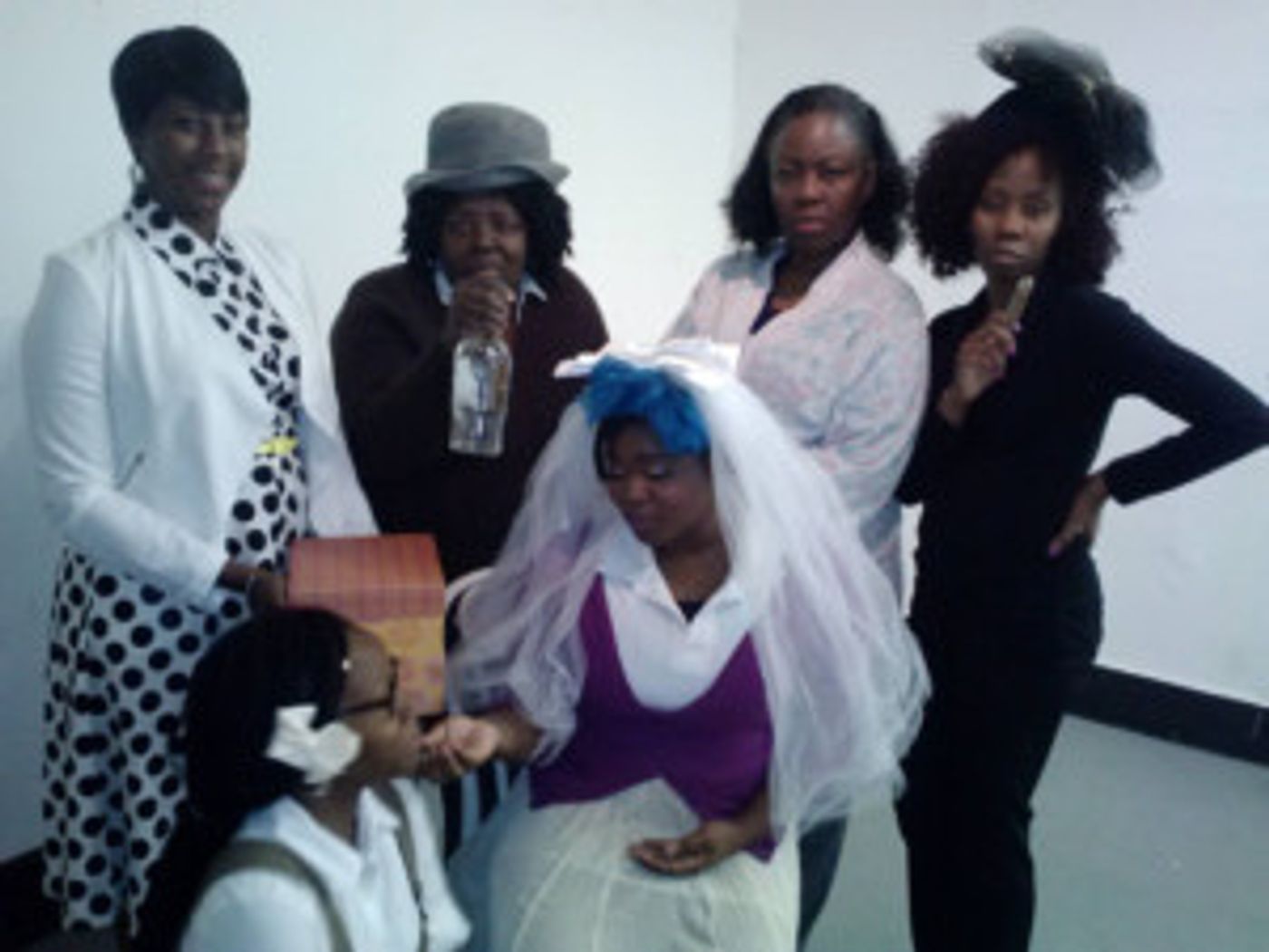 'Vincent Victoria Presents' to Showcase Mothers Who Don't Know Best in SINS OF THE MOTHER, 5/10-5/13  Image