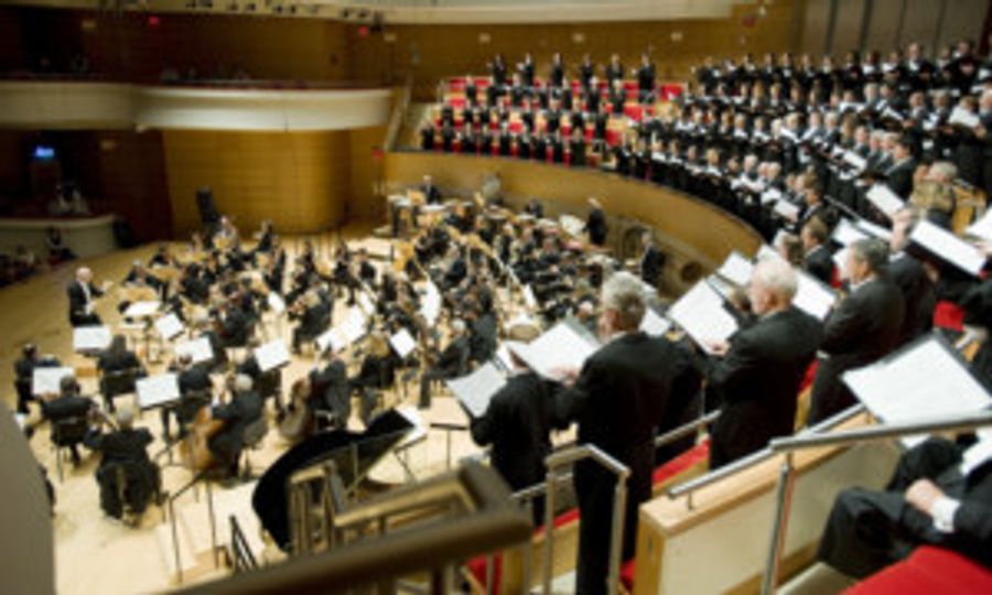Pacific Chorale Announces 50th Anniversary Finale Concert & Chairman's Dinner Image