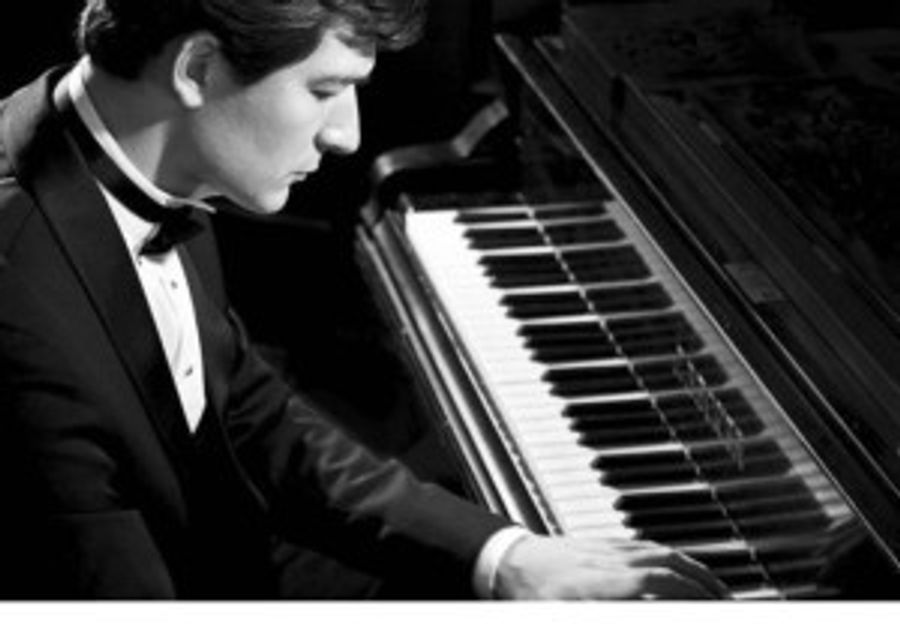 5mbs Presents Konstantin In Concert Image