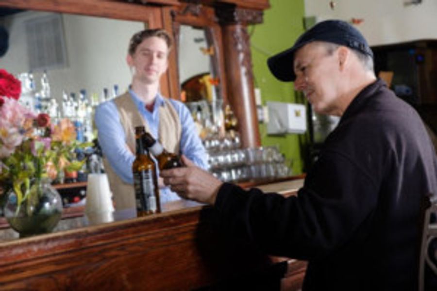 YANKEE TAVERN Comes to Santa Cruz Theater Image