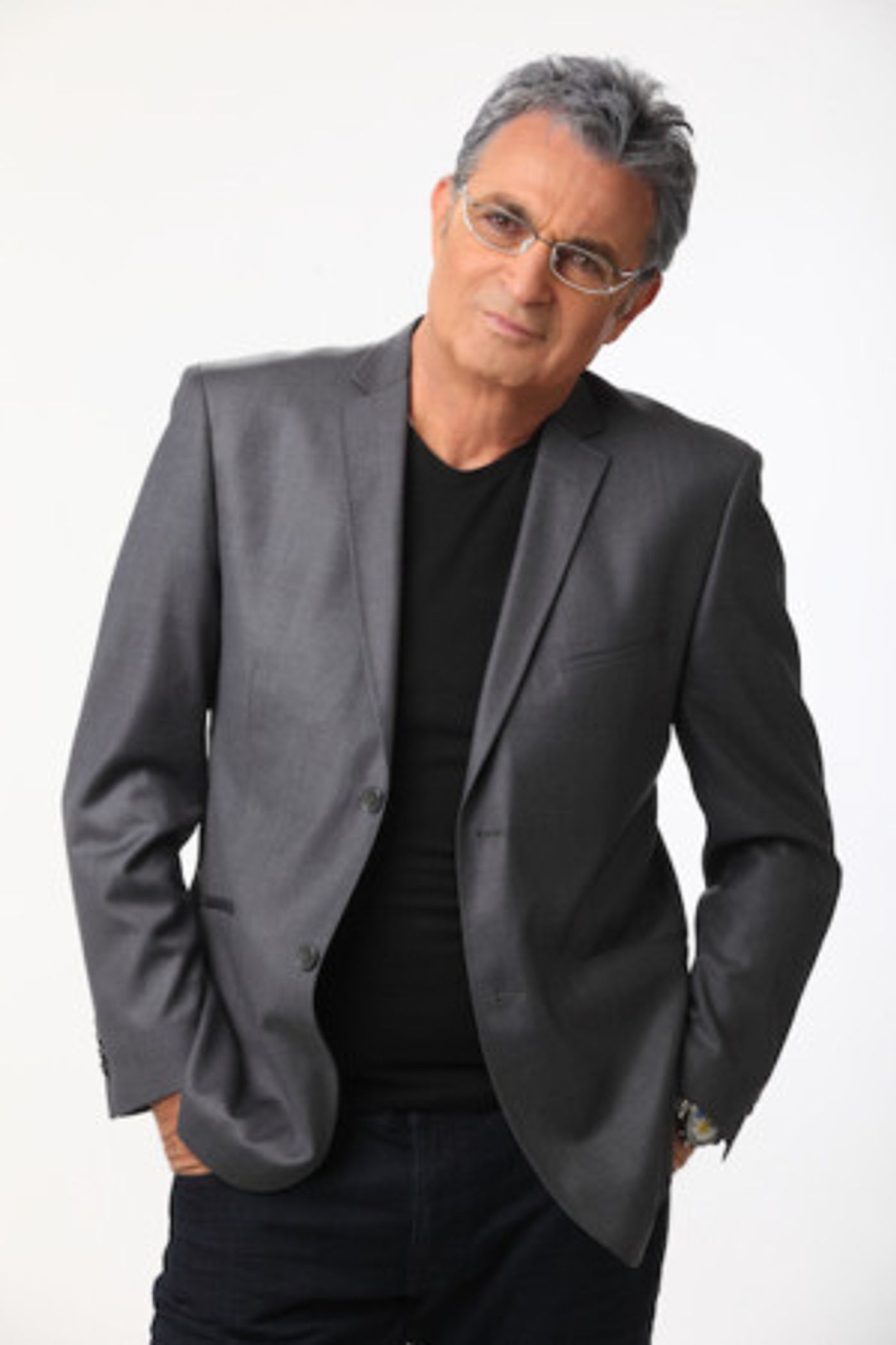 Israeli Music And Comedy Star NANSI BRANDES Debuts At The Green Room 42  Image