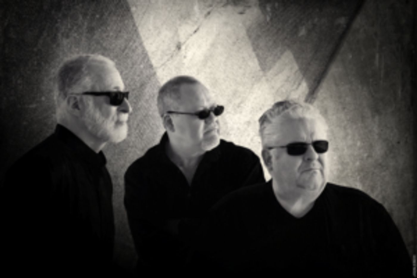 Renowned Virtuoso Guitarist Gil Gutierrez Returns To The Jazz Standard  Image