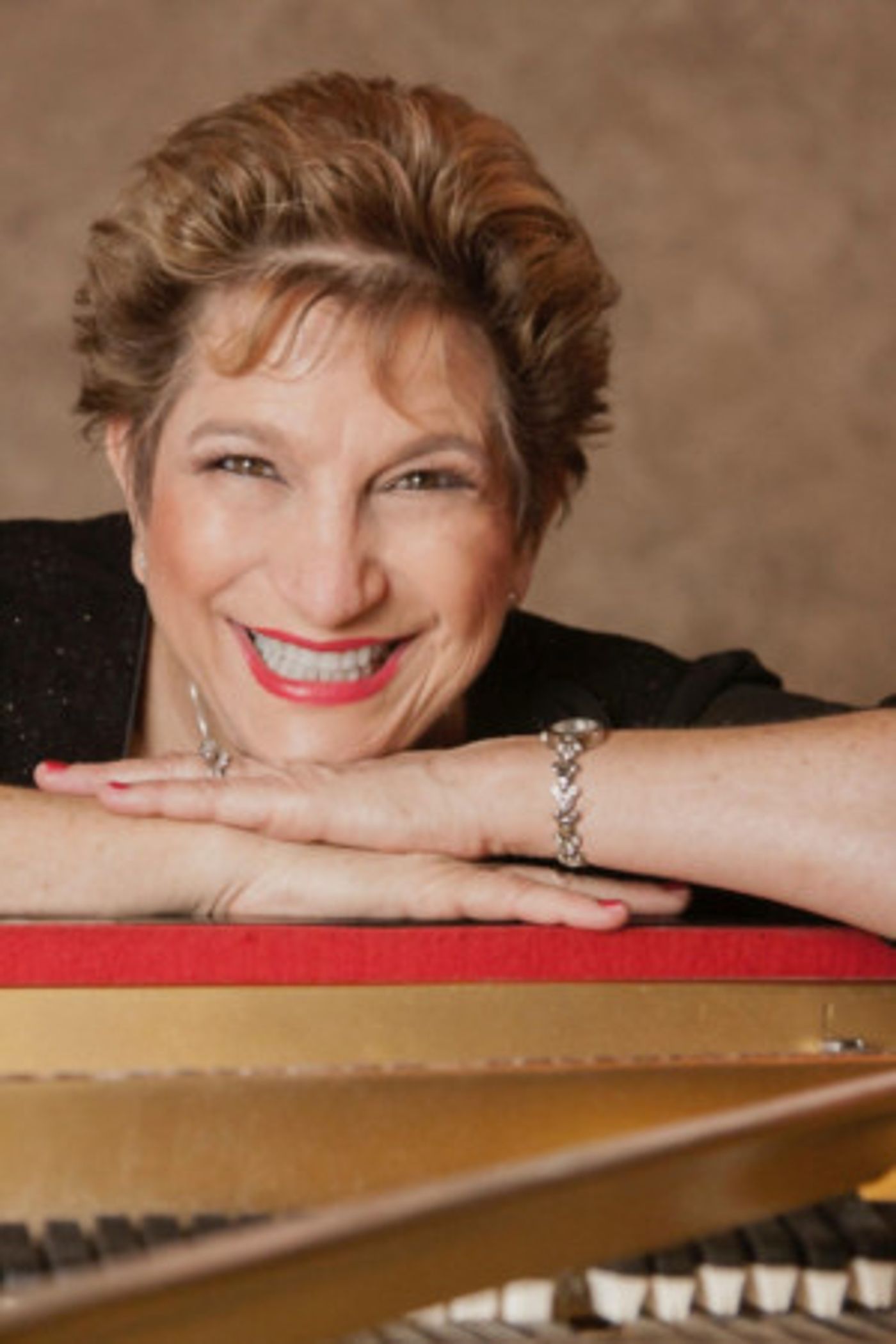 Renowned Pianist Carol Stein To Debut New Cabaret At Winter Park Playhouse  Image