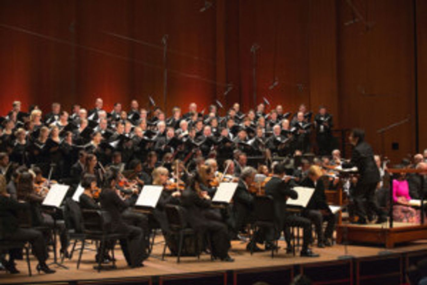 Principal Clarinet Mark Nuccio Makes Solo Debut With Mozart's Clarinet Concerto  Image