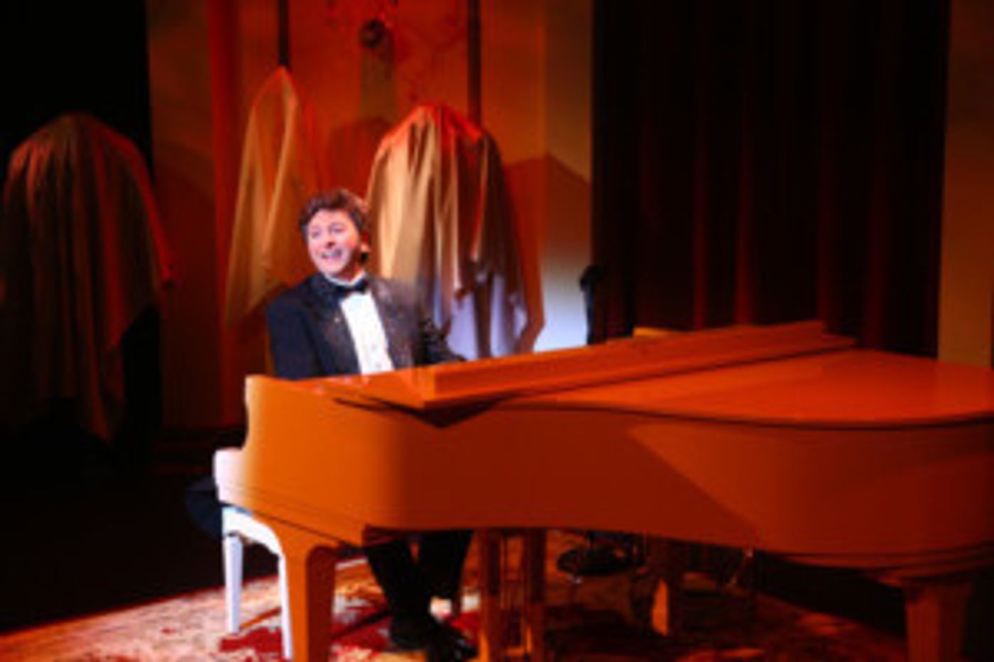 Farmers Alley Theatre Presents LIBERACE HELD OVER  Image