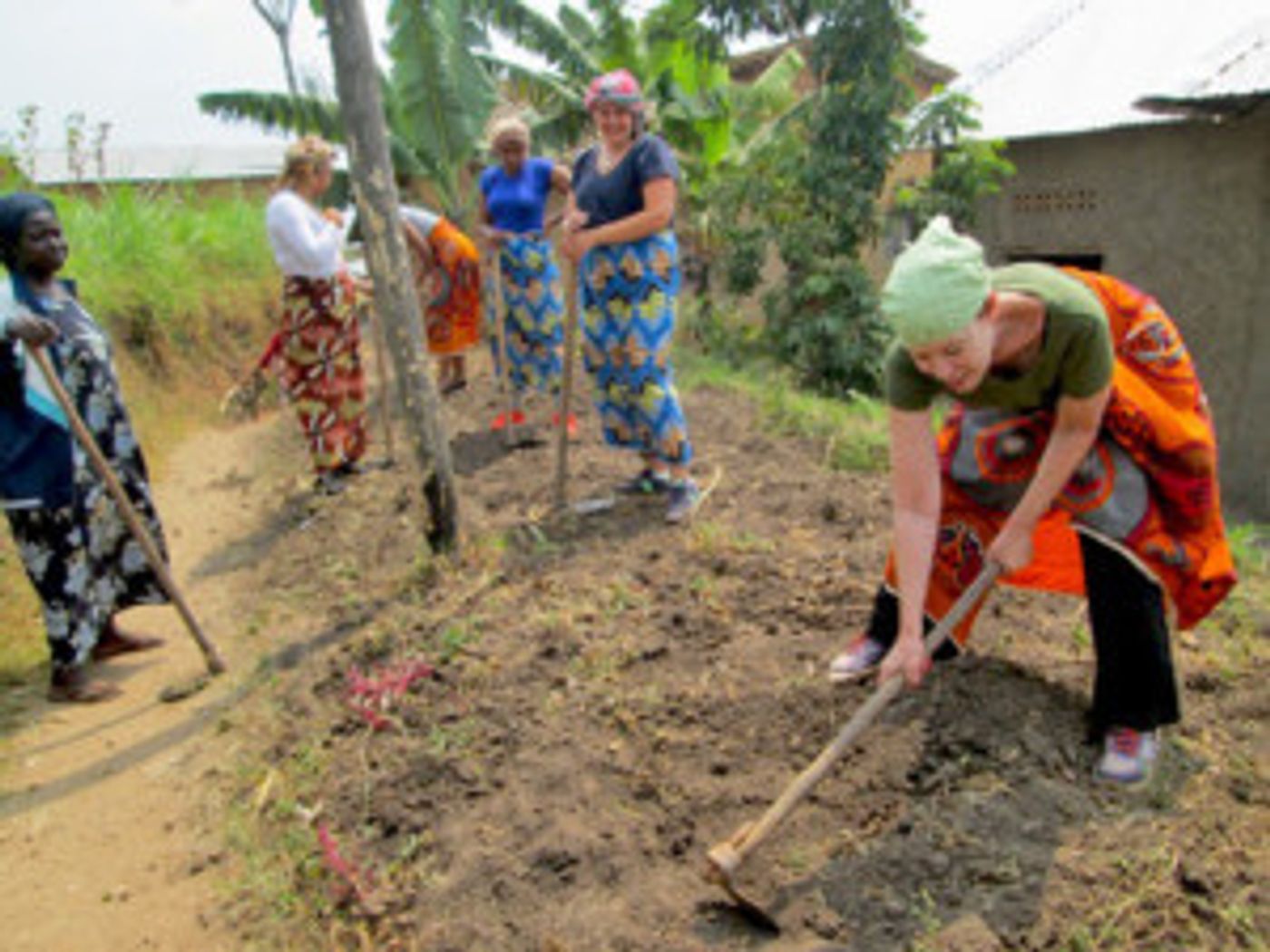 Non-Profit Founder Mikey Walker Honored With Anne Heyman Spirit Award  Image