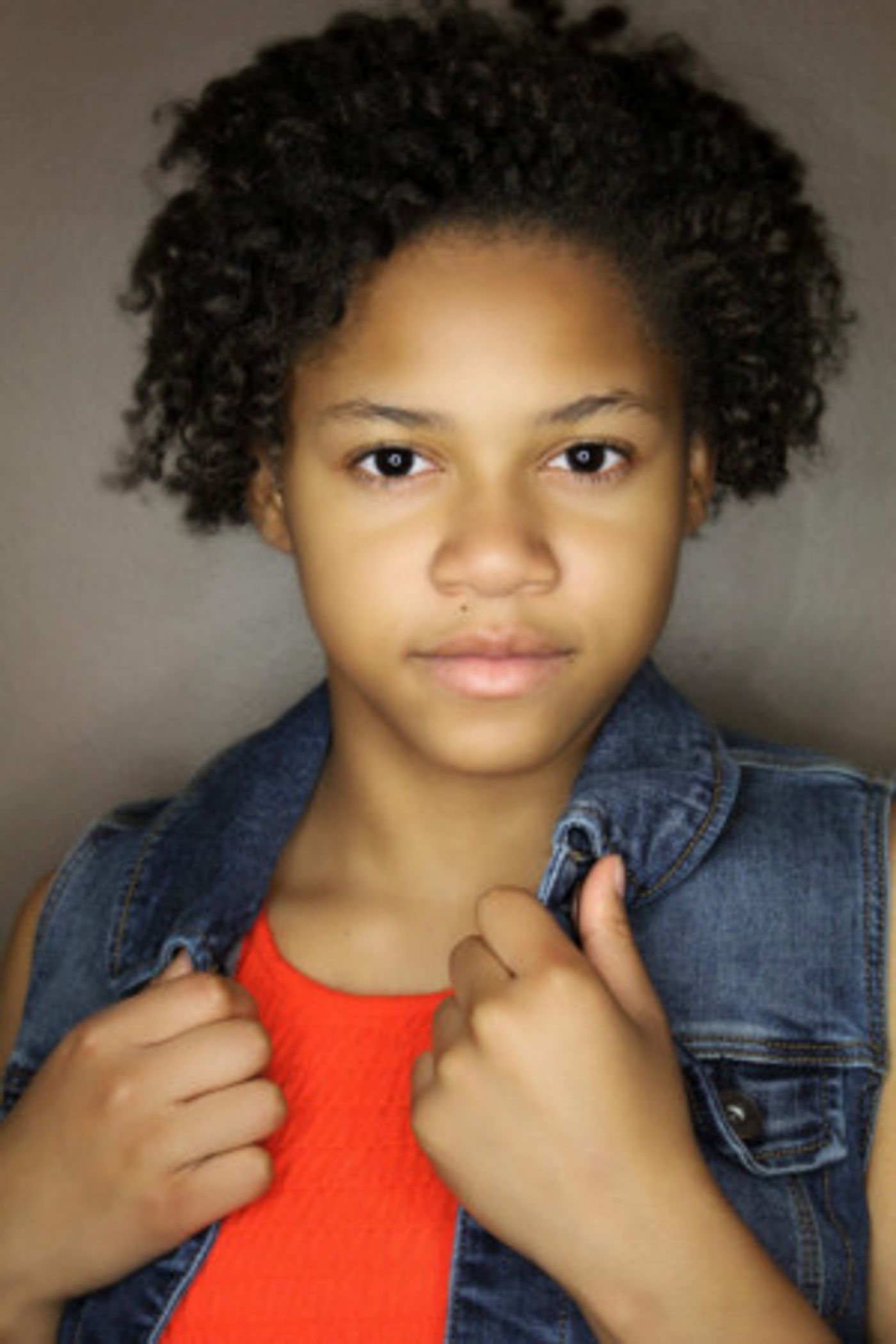 ANNIE, JR. Charms Hearts At The Roxy Regional Theatre  Image