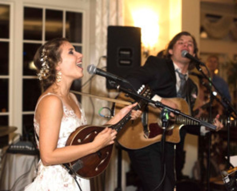 After 100-City Honeymoon, 5j Barrow Releases New EP Image
