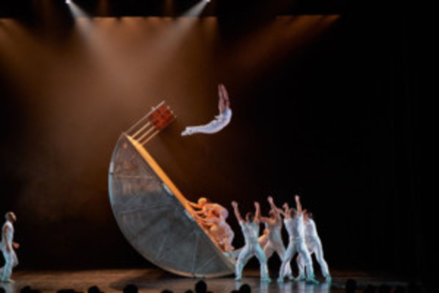 Diavolo Brings ARCHITECTURE IN MOTION to Thrasher-Horne Center  Image