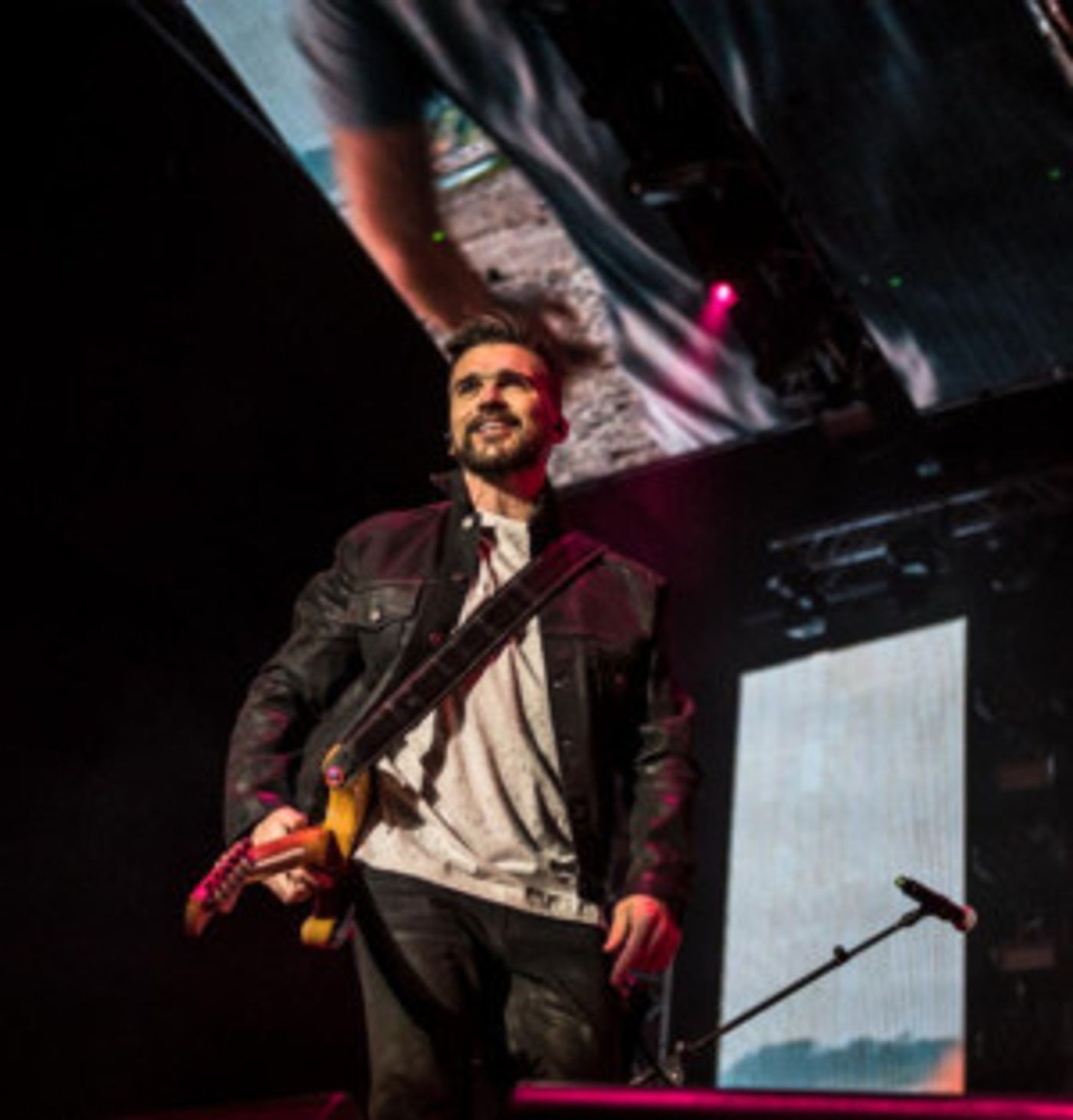 Juanes Returns To The Hollywood Bowl On Today  Image