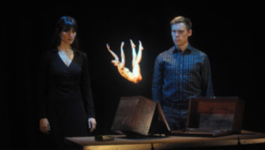ERRATICA Presents TOUJOURS ET PRES DE MOI Image
