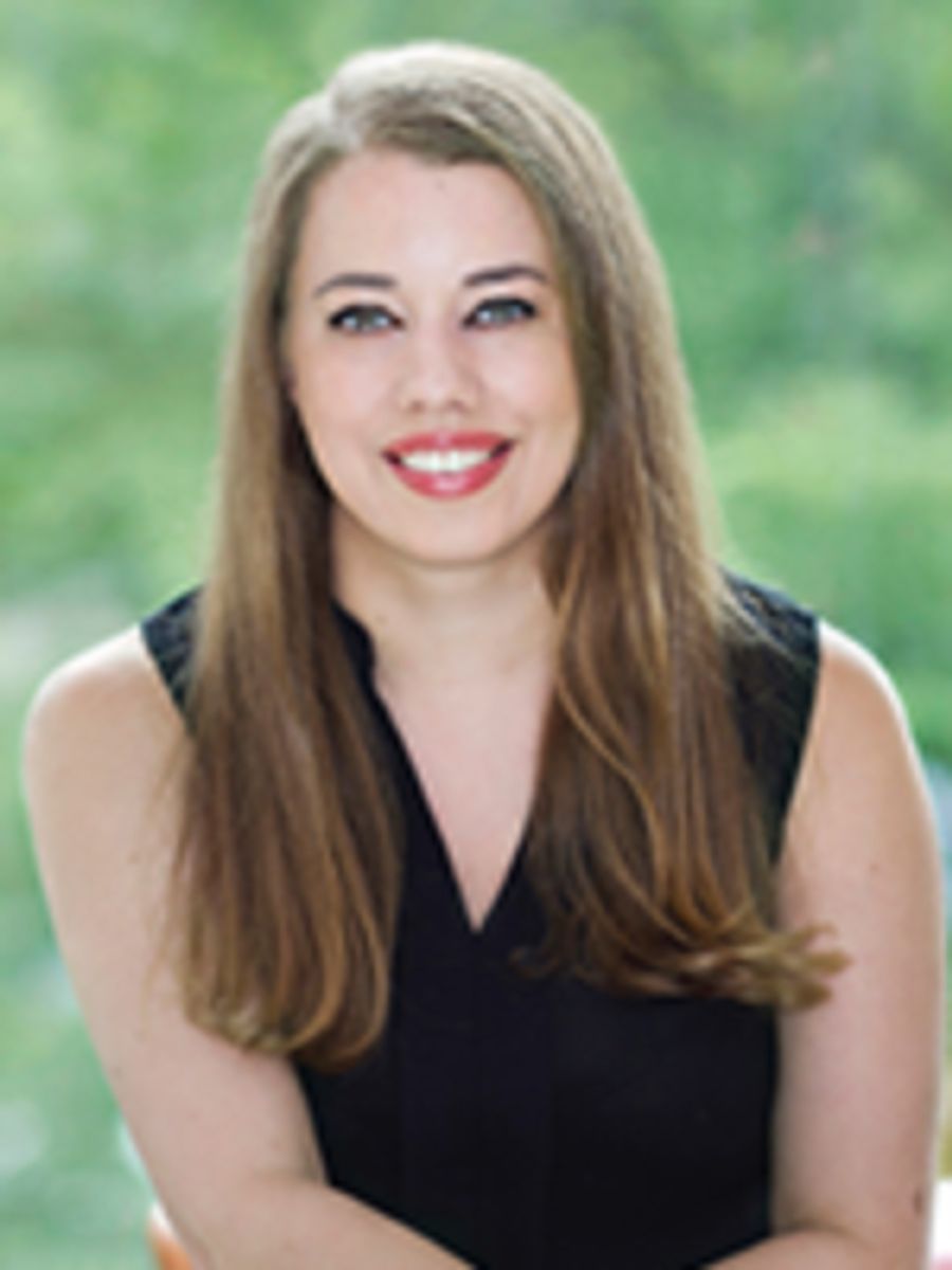 Sarah Conn Receives The 2018 Pauline McGibbon Award Image