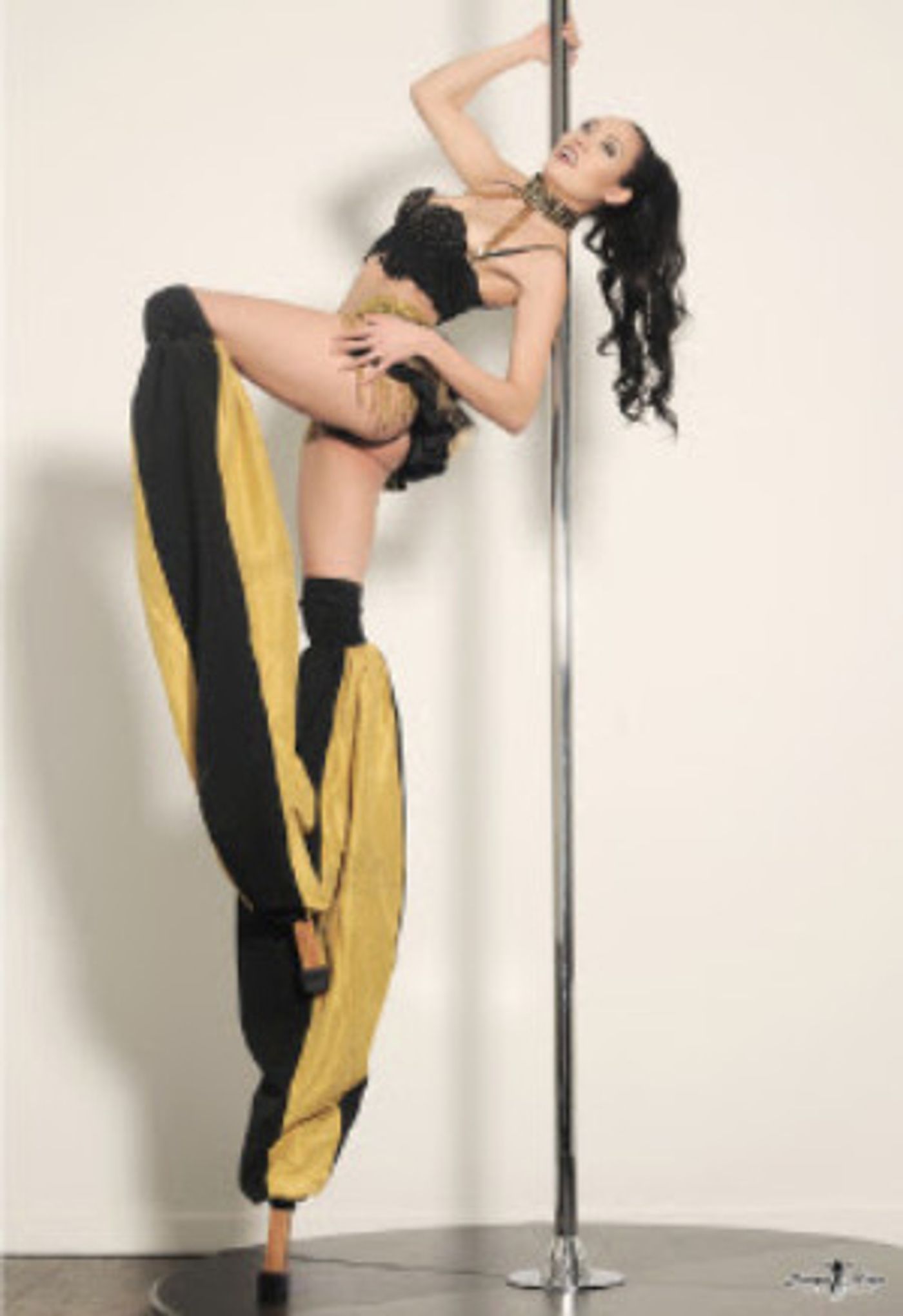 VARIETEASE CABARET Comes to Imago  Image