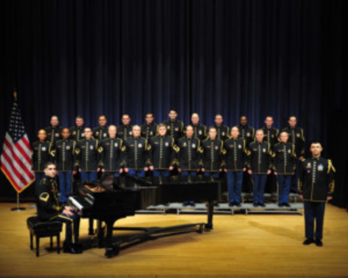 Enjoy July 4th Family Friendly Fun With The Cincinnati Pops At Riverbend  Image