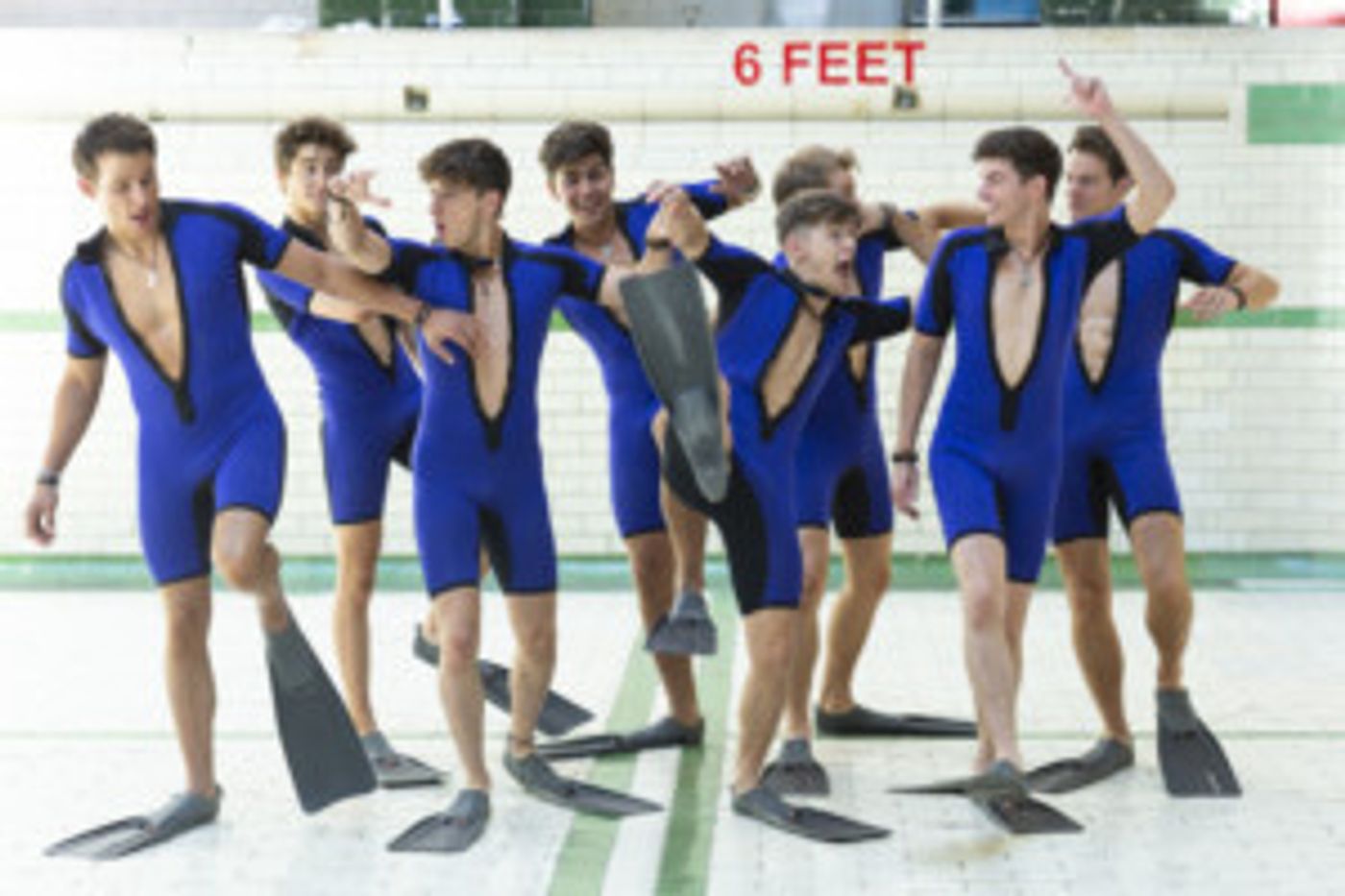 MAMMA MIA! Cast Cools Off At Manchester's Historic Victoria Baths  Image