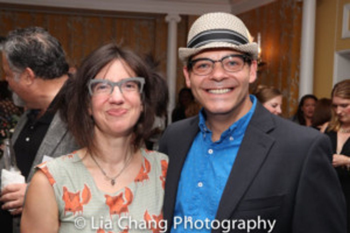 MARY AND MAX Wins Critic's Prize At Germany's MUT Awards  Image