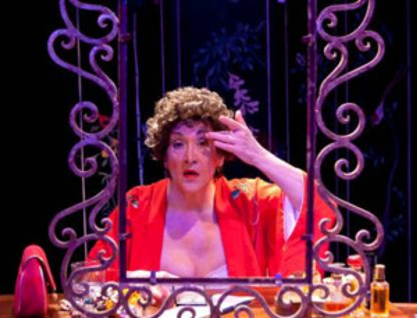 Peggy Guggenheim Comes To Life In Lanie Robertson's WOMAN BEFORE A GLASS  Image