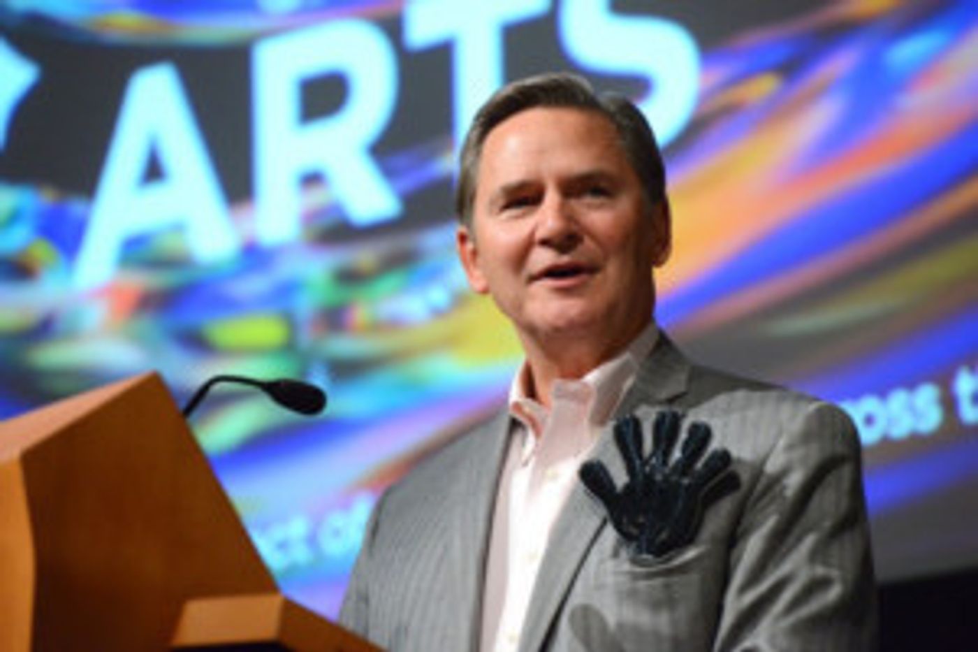 Edward Jones Raises $1 Million For Arts And Education Council For Second Year  Image