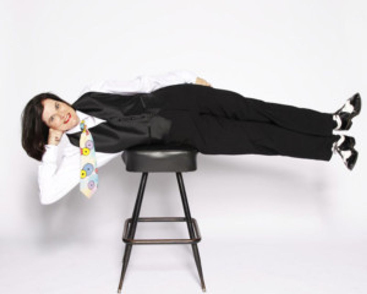 Cent. Stage Co. Launches Season with CURTAIN UP! PAULA POUNDSTONE  Image