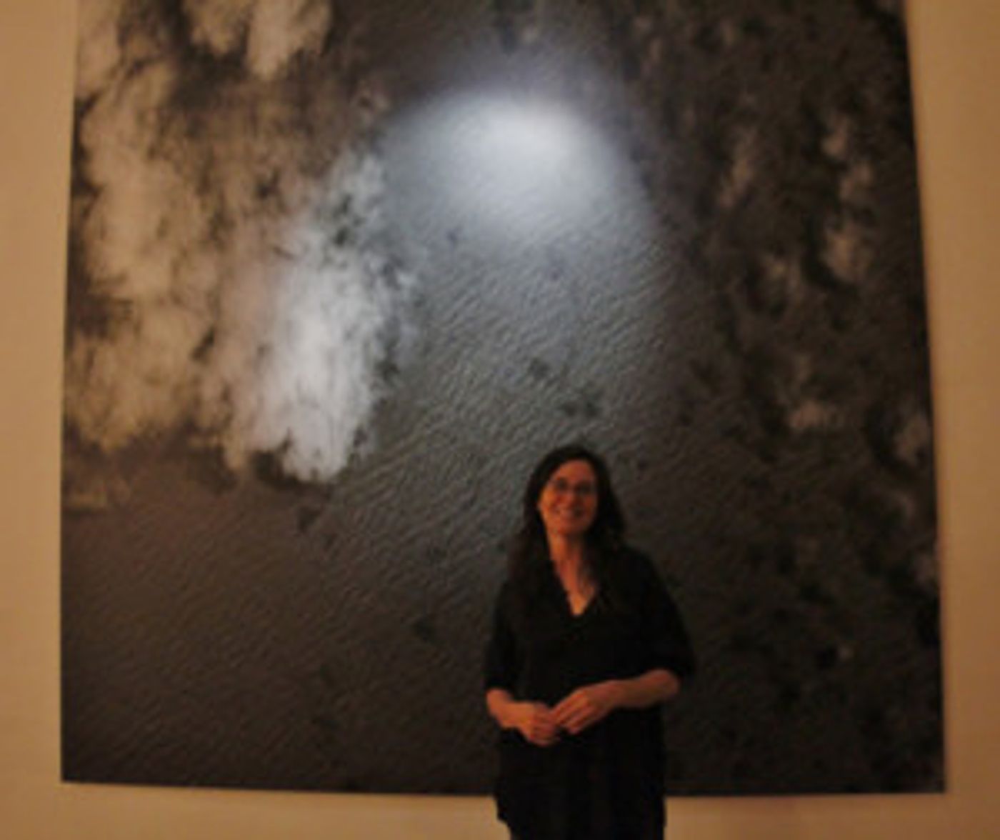 Hablar Del Universo Es Acordarnos Que Somos Humanos: Ale De La Puente  Image