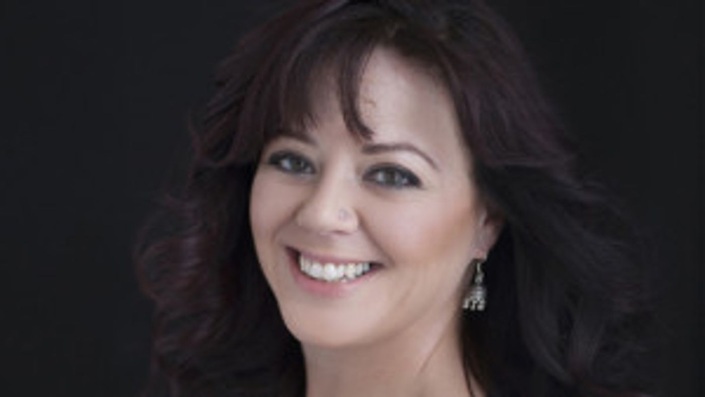 Medium Lauren Rainbow Returns To Capitol Center 10/4  Image