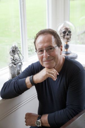 Joe Mcfadden To Star In UK Tour Of Peter James' THE HOUSE ON COLD HILL  Image