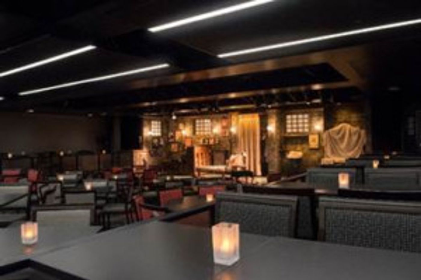 Newly Renovated Stackner Cabaret Opens At Milwaukee Repertory Theater, Today  Image