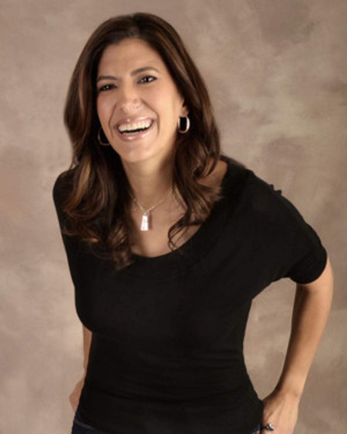 Comedian Dena Blizzard Is ONE FUNNY MOTHER At The Playhouse at Westport Plaza!  Image