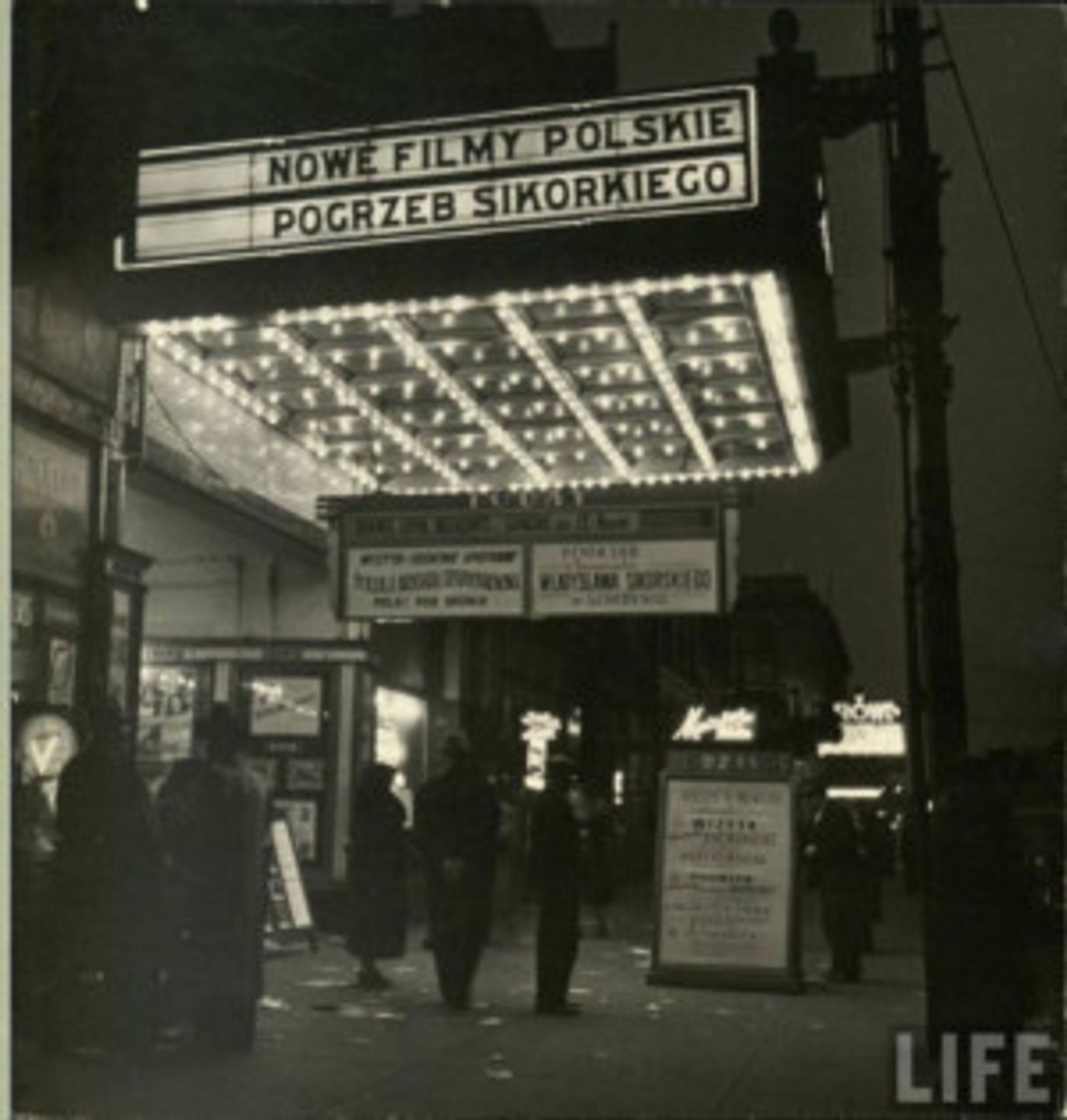 Chopin Theatre Celebrates Centennial With Wicker Park Dignitaries And Dance Party  Image