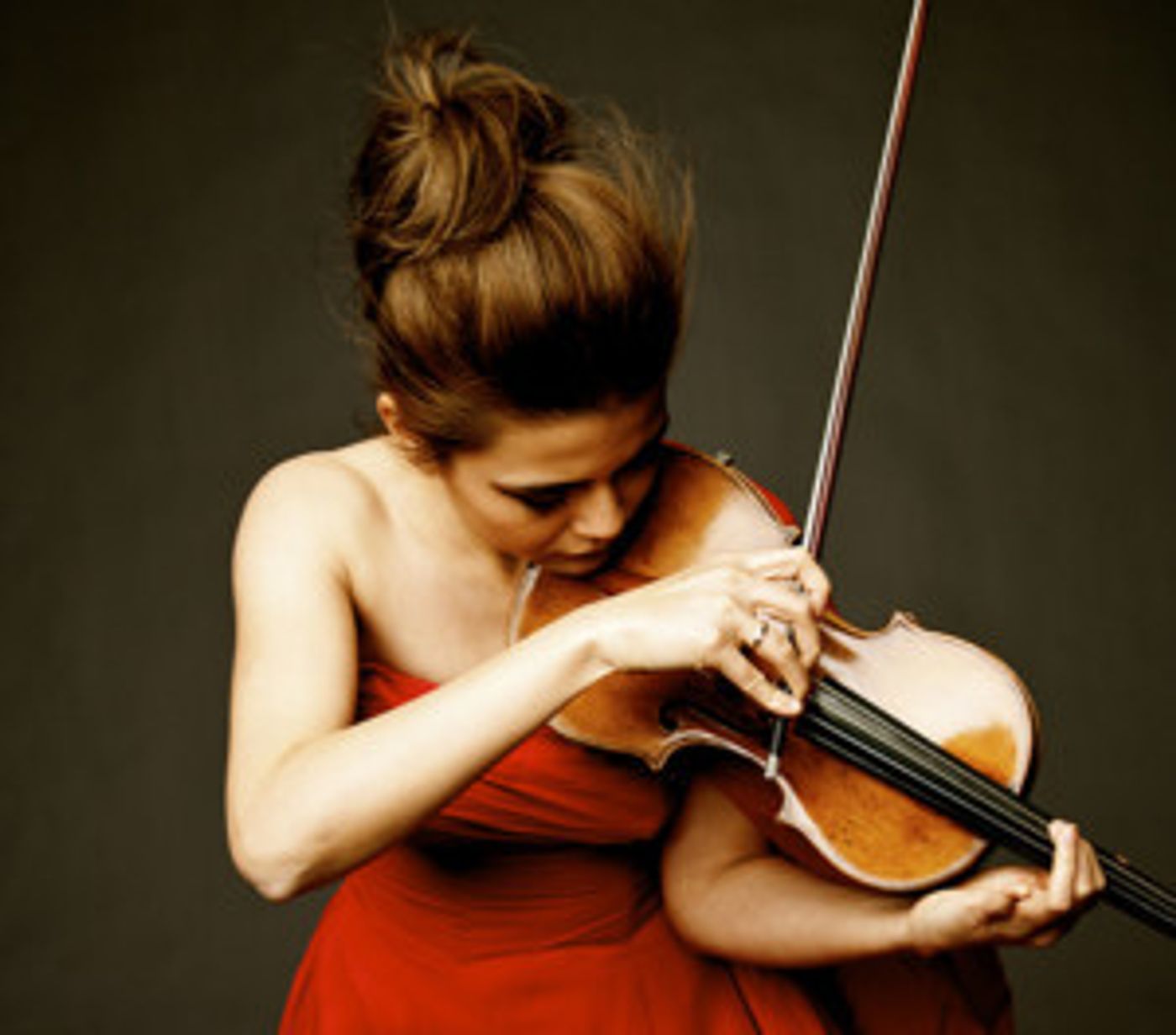 Dynamic Violin Star Karen Gomyo Returns To Houston  Image