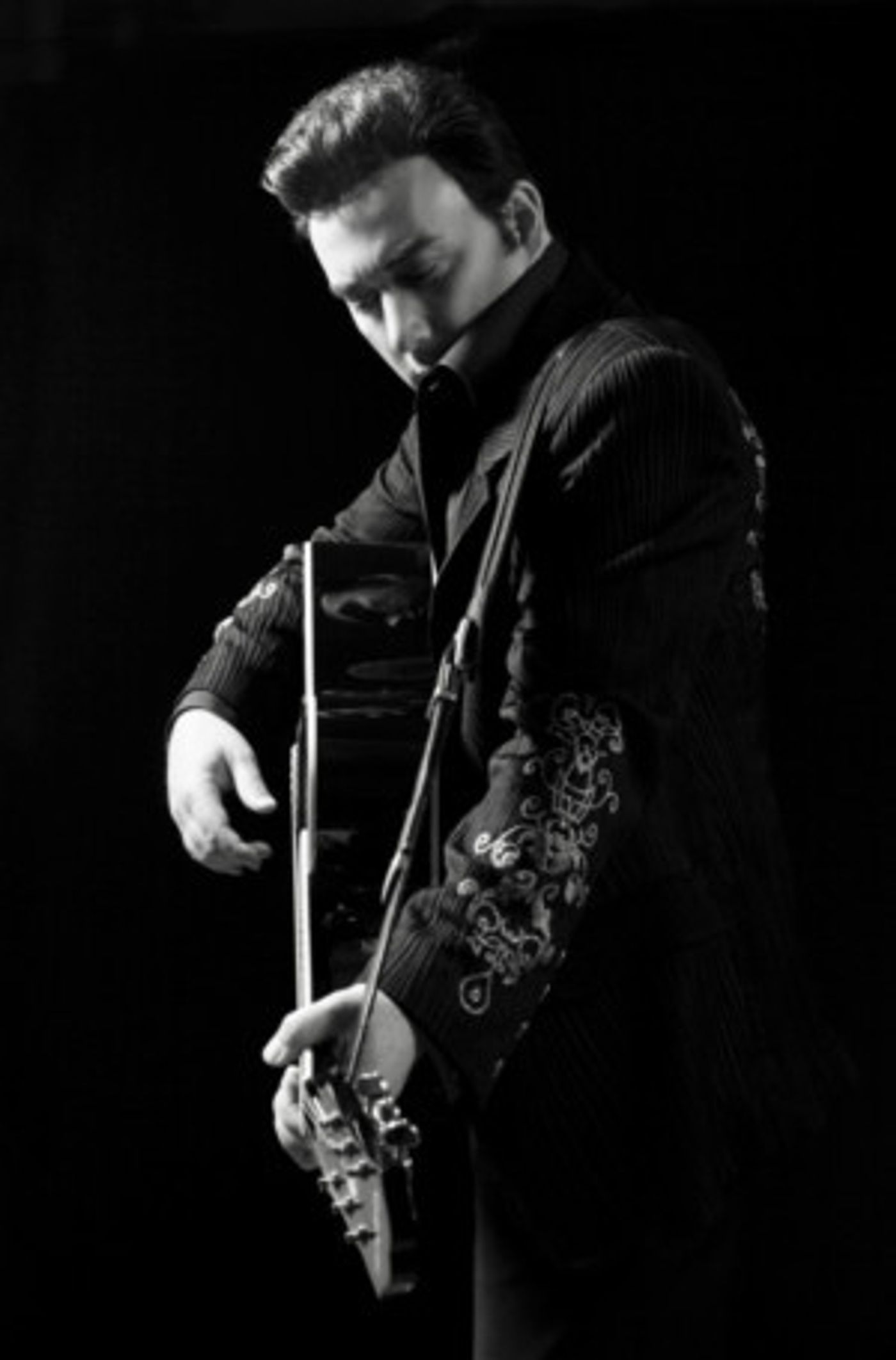 Doug Allen Nash Stars In A Holiday Tribute to Johnny Cash and Neil Diamond  Image