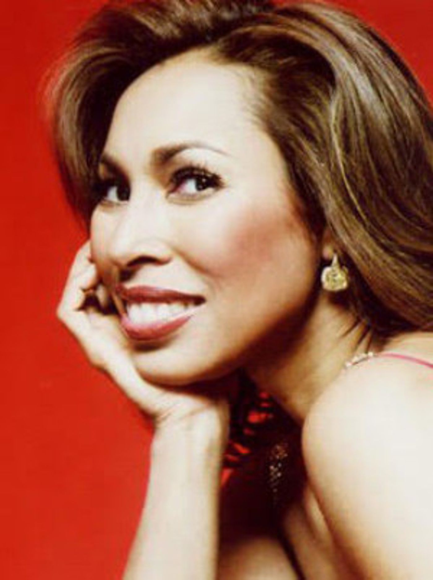 Opera Star Marisol Montalvo Debuts New Show MAD SCENE  Image