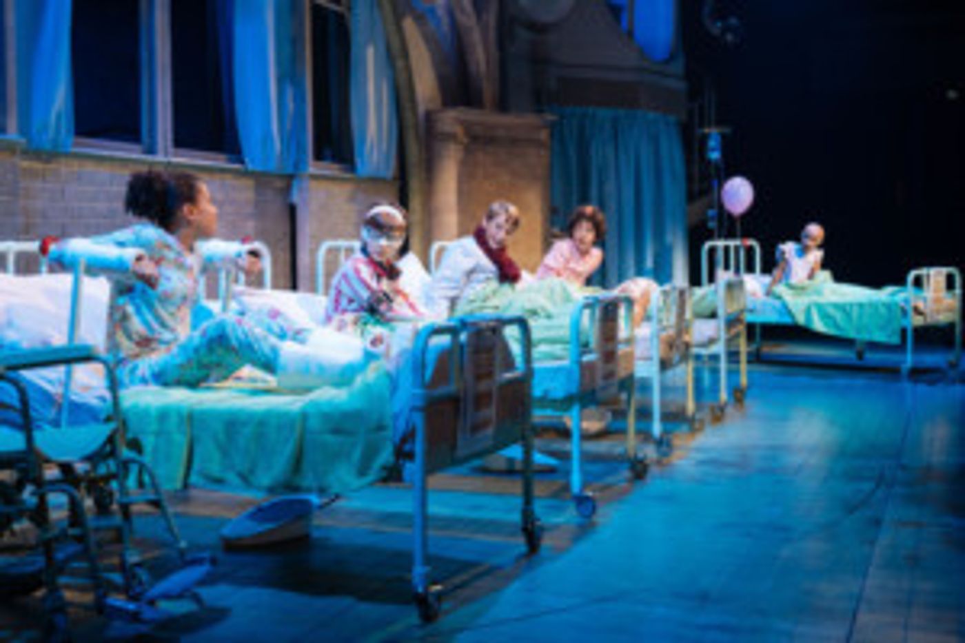 David Walliams's THE MIDNIGHT GANG To Be Live Streamed From Chichester Festival Theatre  Image