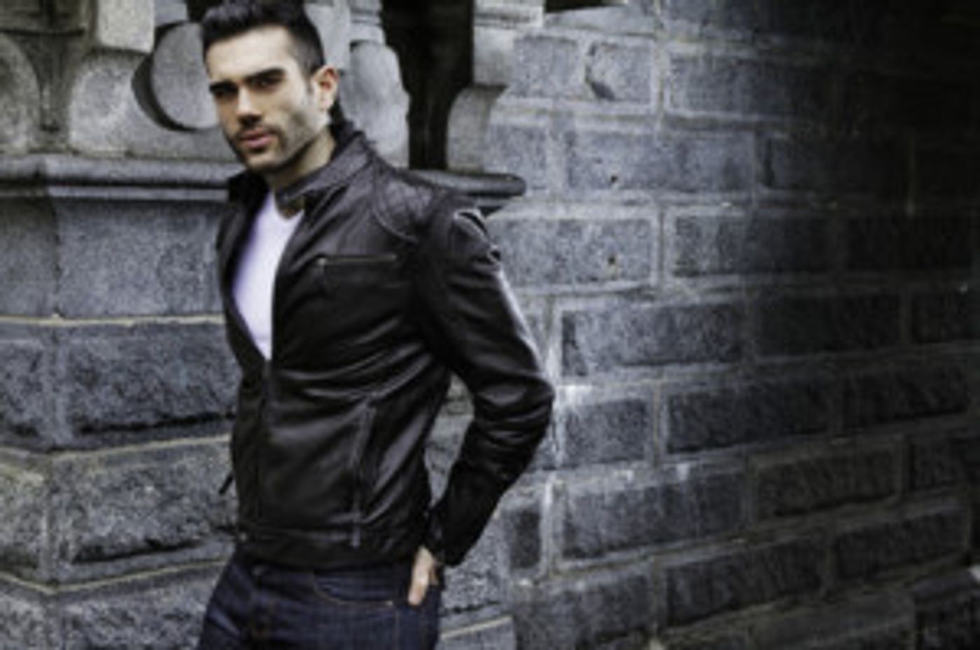 Two-Time Grammy Nominee Lebanese-American Tenor Roy Hage Is LOVE SICK  Image