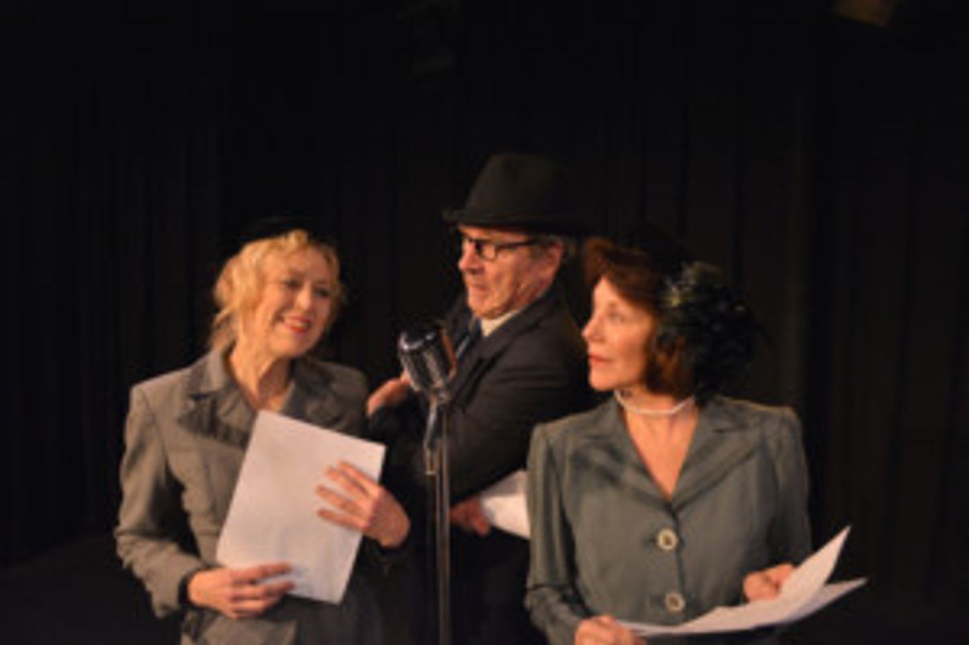 NH Theatre Project Celebrates The Holidays With IT'S A WONDERFUL LIFE: A RADIO PLAY  Image